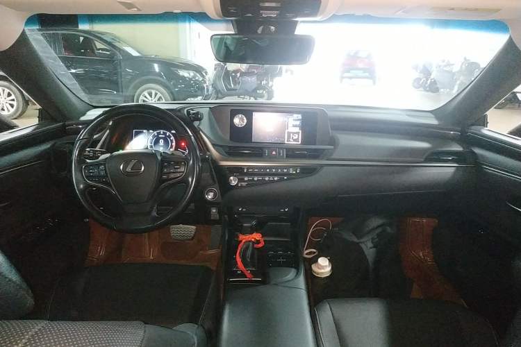 Used Lexus ES 2020 200 Excellence Edition