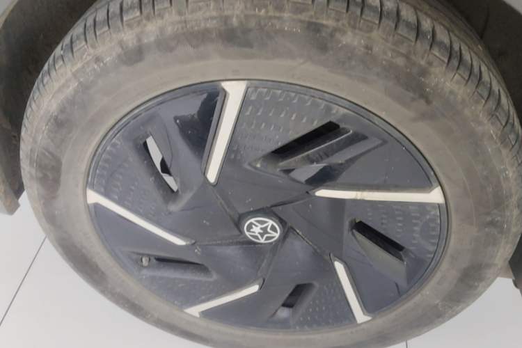 Used Venucia VX6 2023 520 Max
