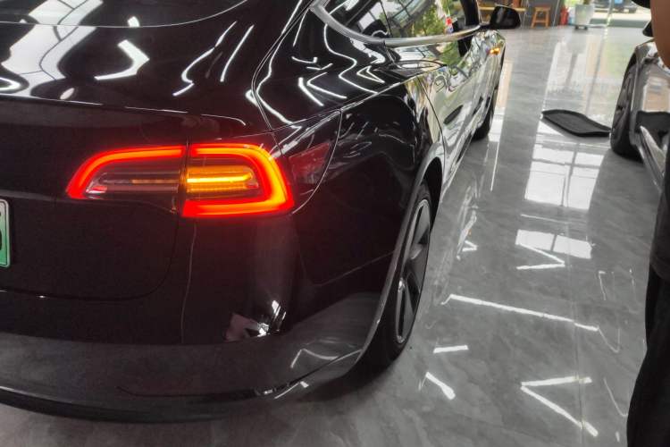 Used Tesla Model 3 2022 Rear-Wheel-Drive Version
