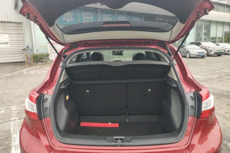 Used Nissan Tiida 2021 1.6L CVT Smart Drive Edition Trunk