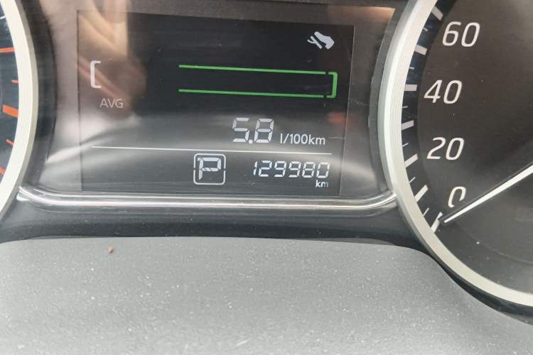 Used Nissan Sylphy 2016 1.6 XL CVT Luxury Edition Odometer Close Up