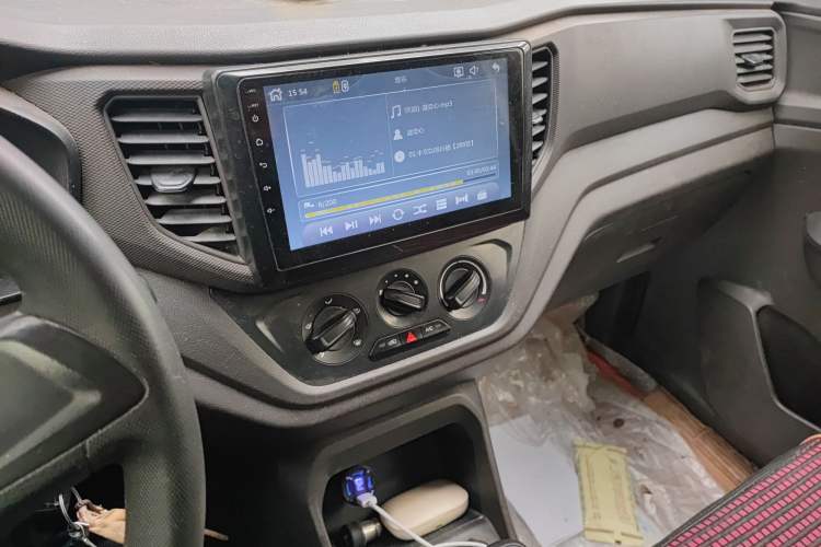 Used Wuling Hongguang V 2021 1.5L Jingqu Edition Enclosed-Window Vehicle LAR
