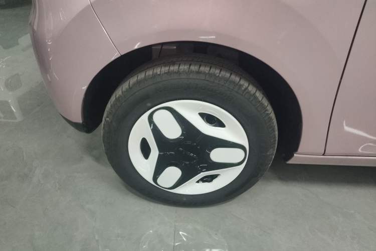 Used Geely Galaxy Panda 2025 210 km – Yuanqi Bear Exterior 7