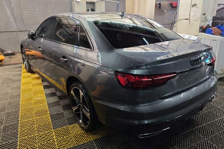 Used Audi A4L 2024 40 TFSI Luxury Dynamic Edition Rear Left 45 Deg