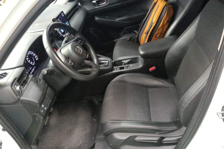 Used Honda Vezel 2023 1.5L CVT Pioneer Edition Left Front Seat