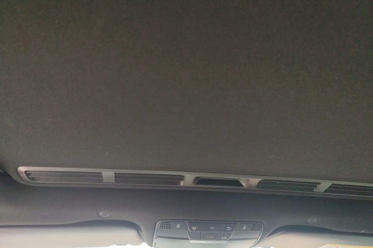 Used Mercedes-Benz GLC Coupe 2020 GLC 260 4MATIC Coupe SUV
