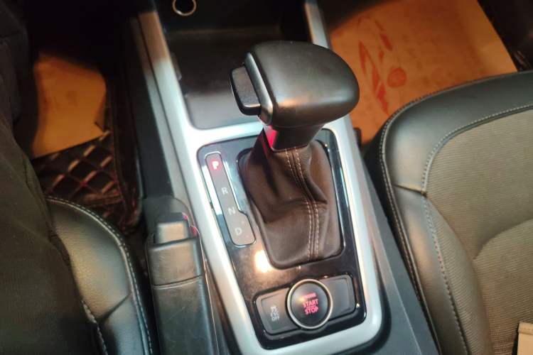 Used Qoros 3 2016 Urban SUV 1.6T Automatic Zhiyue Model
