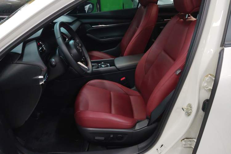 Used Mazda 3 Axela 2023 2.0L Automatic ZhiZhen Edition Left Front Seat