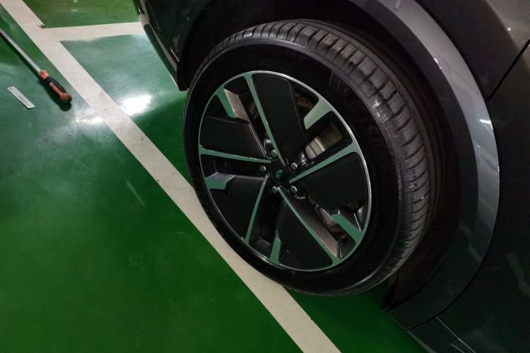 Used Li Auto L9 2025 Ultra Smart Refreshed Edition