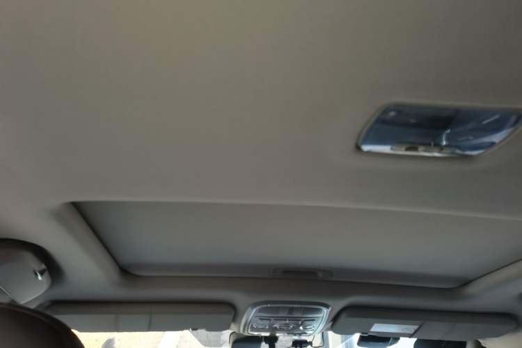 Used Haval H6 2015 Revised Version Sport Edition 1.5T Manual Transmission Two-Wheel Drive Elite Grade
