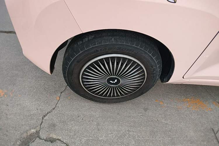 Used Wuling Hongguang MINIEV 2022 Macaron Fashion Model Lithium Iron Phosphate
