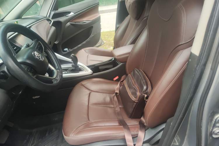 Used Buick GL6 2019 18T 6-Seater Connected Luxury Version China V Standard
