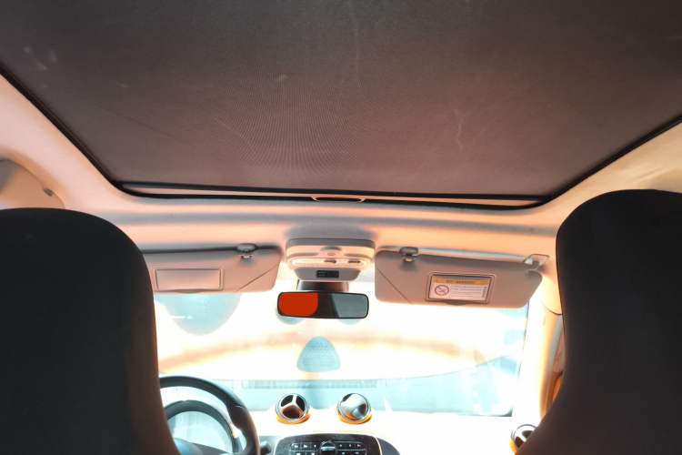 Used smart fortwo 2015 1.0L 52 kW Hardtop Passion Edition Headliner
