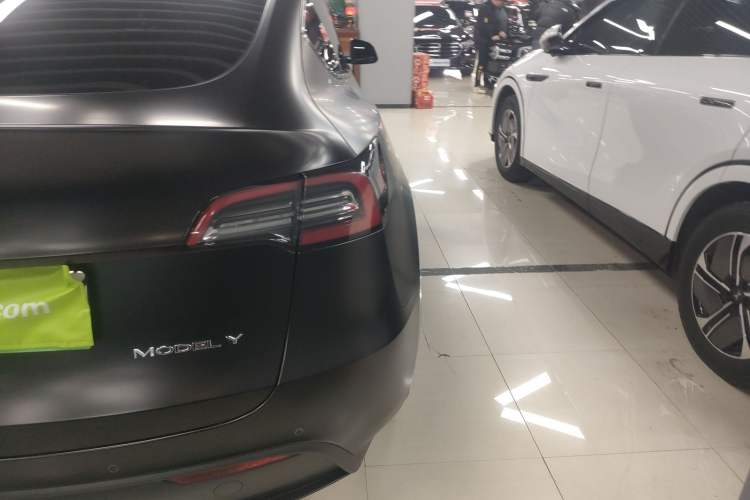 Used Tesla Model Y 2022 Rear-Wheel-Drive Version
