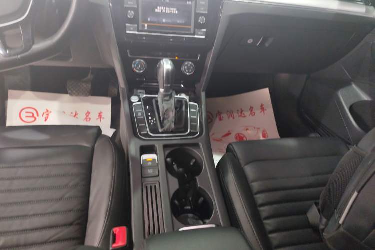 Used Volkswagen Magotan 2018 330TSI DSG Advanced Model