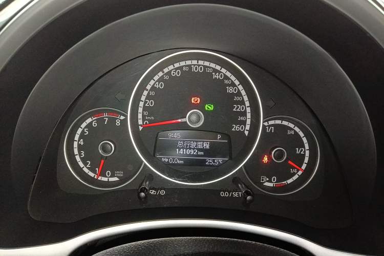 Used Volkswagen Beetle 2013 1.4 TSI Comfort Model
