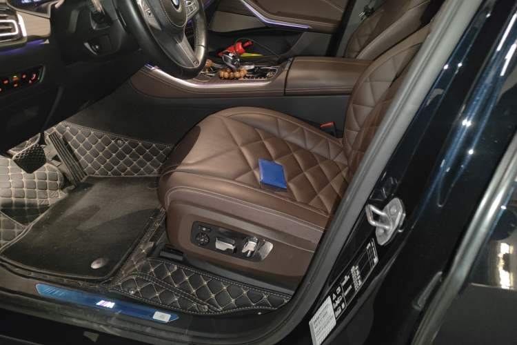 Used BMW X5 2022 Restyled xDrive 40Li M Sport Package