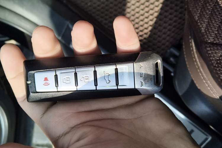 Used Wey VV5 2017 2.0T Ultra-Luxury Version
