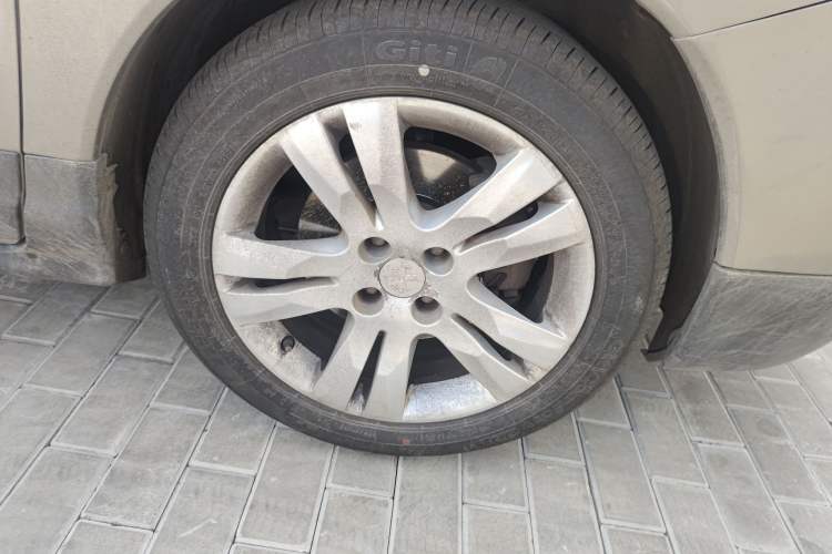 Used Peugeot 3008 2015 1.6THP Automatic Classic Edition