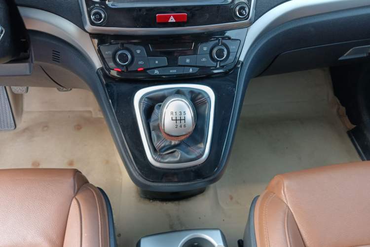 Used Haval H6 2014 Sport Version 1.5T Manual Two-Wheel Drive Elite Edition