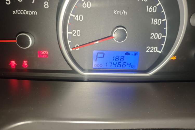 Used Hyundai Celesta 2010 1.6L AT GLS