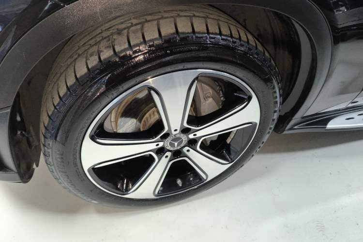 Used Mercedes-Benz GLC 2020 Facelifted GLC 300 L 4MATIC Luxury Edition