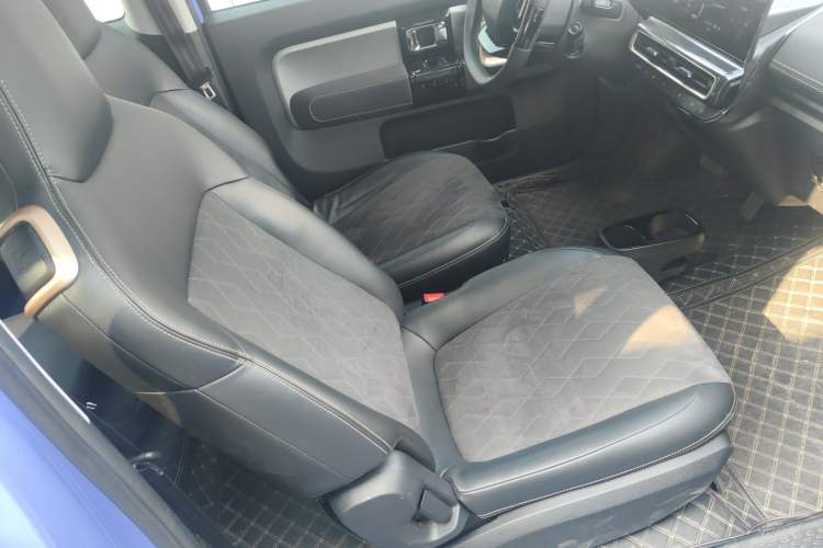 Used Baojun KiWi EV 2023 DJI Edition Lithium Iron Phosphate
