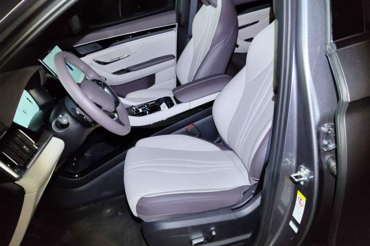 Used BYD Song PLUS New Energy 2025 EV Smart Drive Edition 605km Flagship Model Left Front Seat