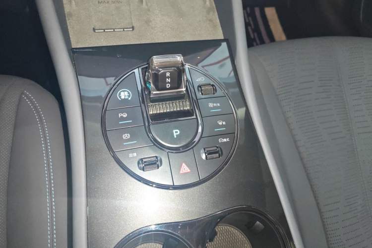 Used BYD Seal 06GT 2025 Intelligent Driving Version 605 Heatwave Edition Gear Lever