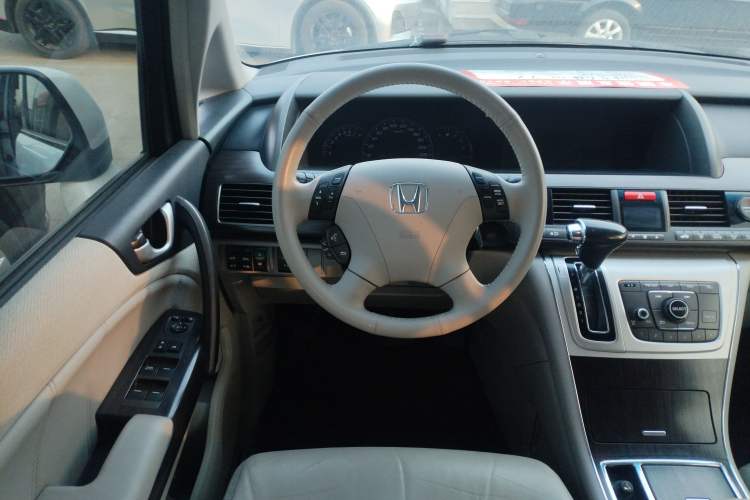 Used Honda Elysion 2015 2.4L VTi-S Prestige Edition Steering Wheel