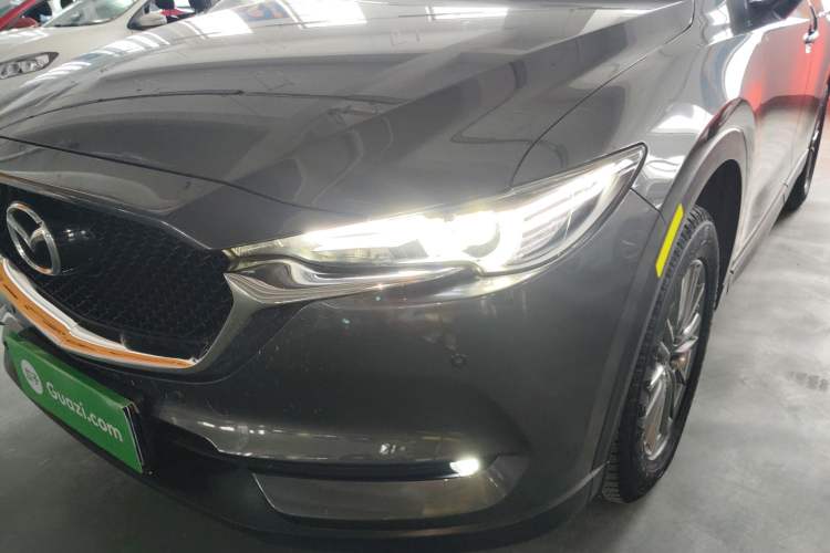 Used Mazda CX-5 2020 Revised Version 2.0L Automatic Two-Wheel Drive ZhiZun Trim Left Front Headlight