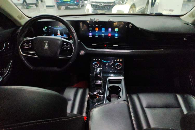 Used Bestune B70 2023 Third Generation 1.5T Automatic Enjoyment Version Center Console