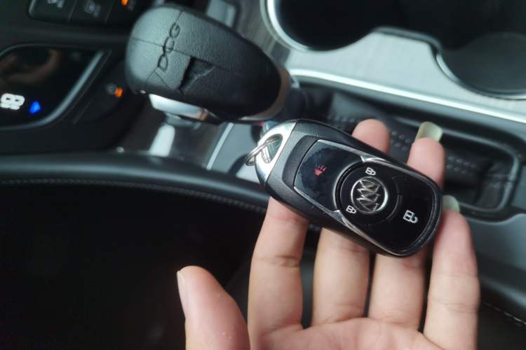 Used Buick Envision 2018 20T Two-Wheel-Drive Leading Model Interior 1