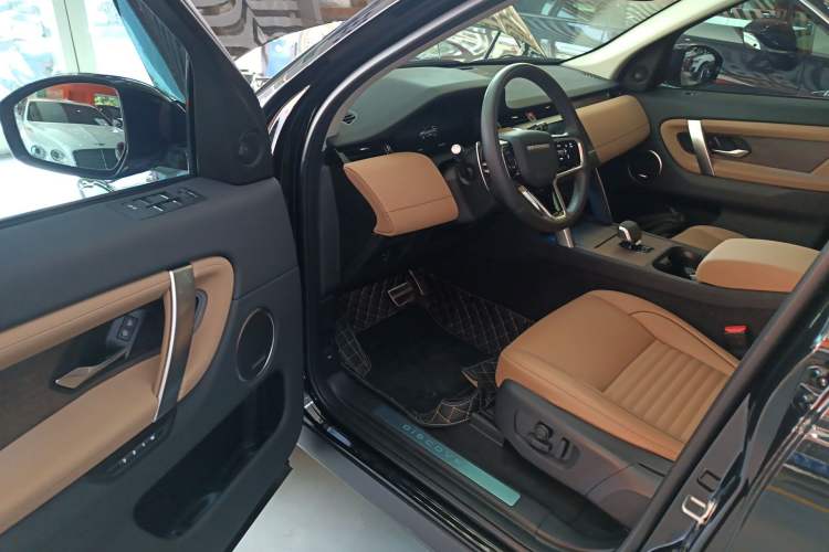 Used Land Rover Discovery Sport 2025 249 PS Performance Tech Edition Driver Seat