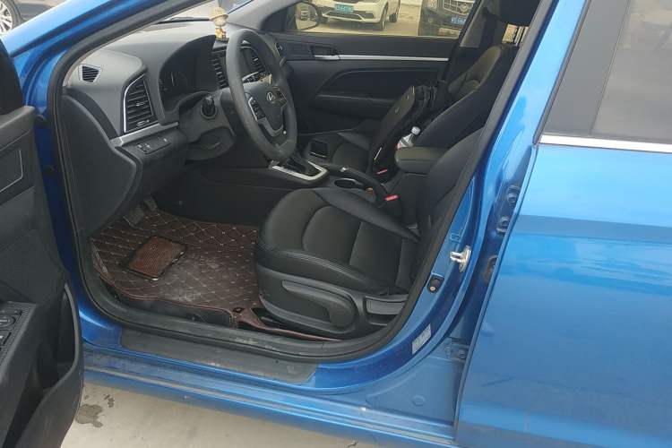 Used Hyundai Elantra (6th Generation / Lingdong) 2016 1.6L Automatic ZhiXuan – Elite Version Left Front Seat