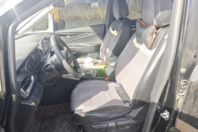 Used SAIC MAXUS G50 2022 1.5T Automatic Comfort Touring B