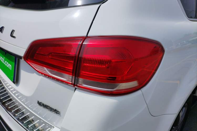 Used Haval H6 2017 Blue Label Sport Edition 1.5T Manual Two-Wheel Drive Elite Model
