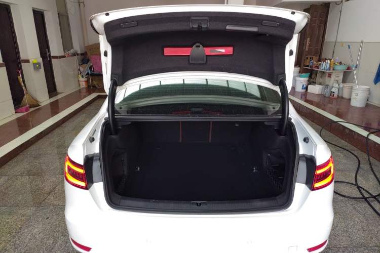 Used Audi A4L 2017 Plus 40 TFSI Fashion Model