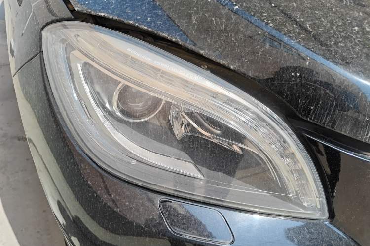 Used Mercedes-Benz M-Class 2012 ML 350 Sport Edition Right Front Headlight
