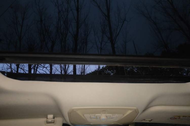 Used Ford Kuga 2015 2.0L GTDi Four-Wheel-Drive Sport Model