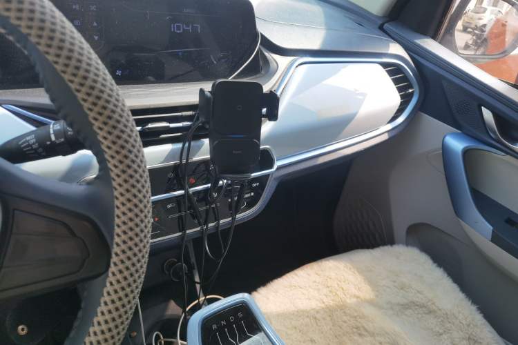 Used CHANGAN Benni E-Star 2022 Qingxin Edition Colorful Model Lithium Iron Phosphate
