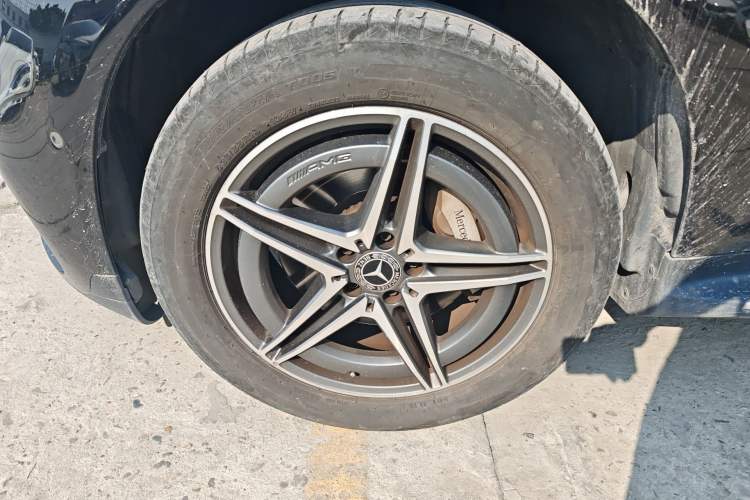 Used Mercedes-Benz EQC 2022 EQC 400 4MATIC Exterior 4