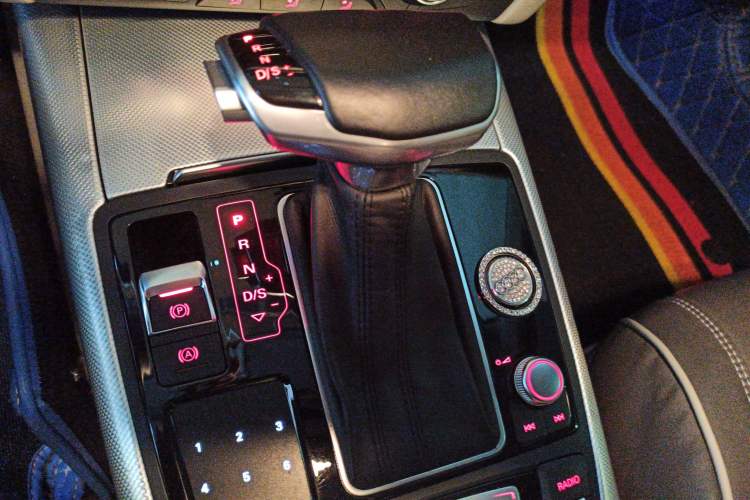 Used Audi A6L 2014 TFSI Standard Model Gear Lever