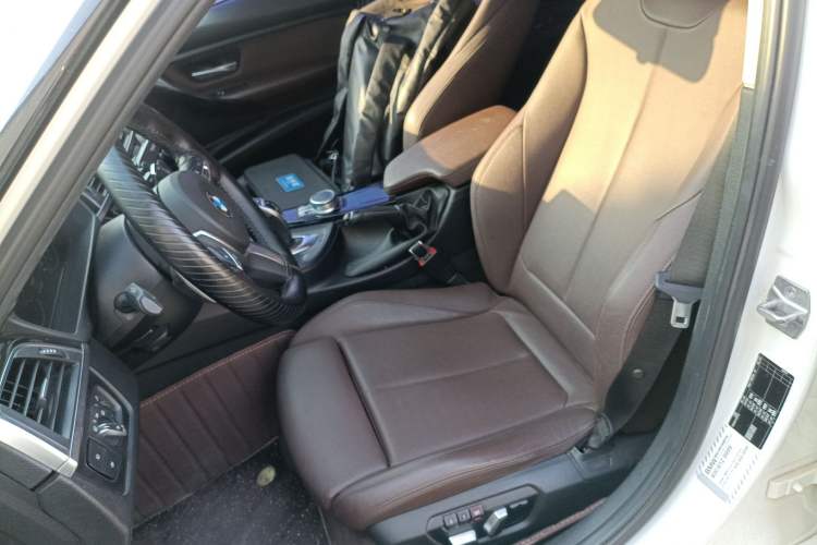 Used BMW 3 Series 2018 320Li Leading Model M Sport Package
