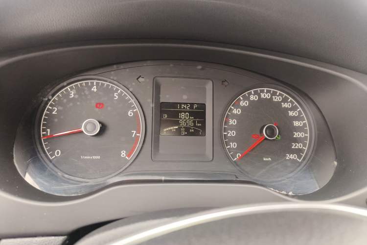 Used Volkswagen Sagitar 2014 Revised Version 1.6L Automatic Comfort Edition
