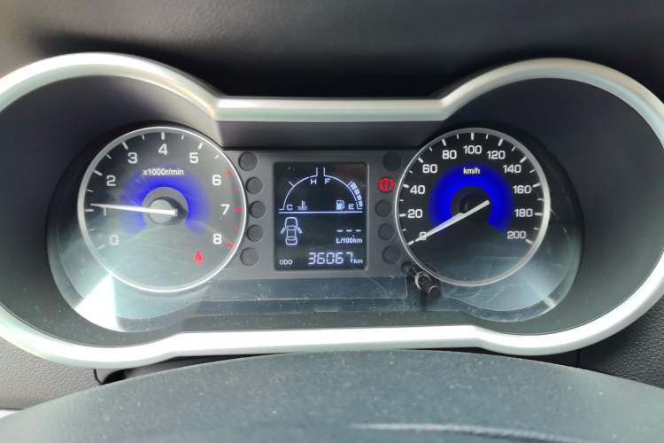 Used Dongfeng Aeolus AX3 2016 1.5L Manual ZhiKu Model