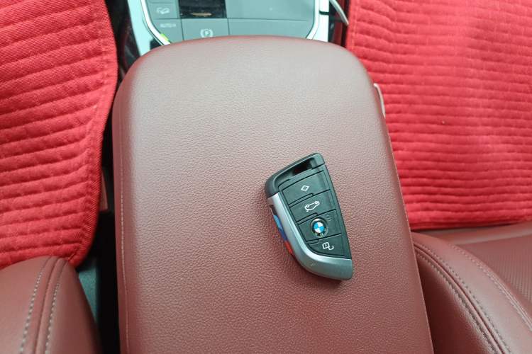 Used BMW X4 2022 xDrive 25i M Sport Package Vehicle Key