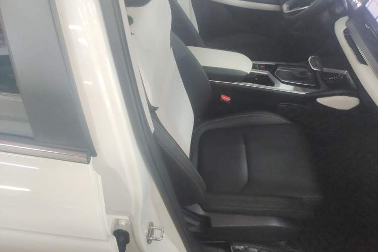 Used Geely Auto Emgrand L 2022 1.4T CVT Flagship Edition Right Front Seat