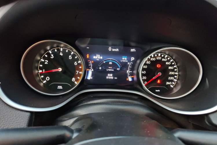 Used Jeep Compass 2017 200T Automatic Family Edition
