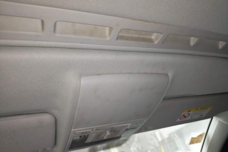 Used Volkswagen Lavida 2017 1.6L Manual Comfort Edition
